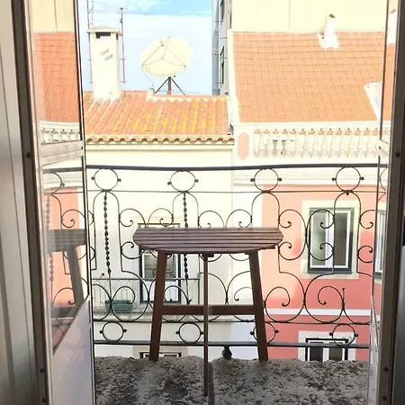 Beautiful Flat In Prime Location!great View 아파트 *