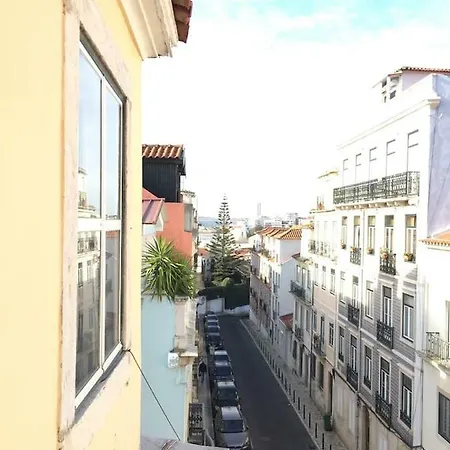 Beautiful Flat In Prime Location!great View *